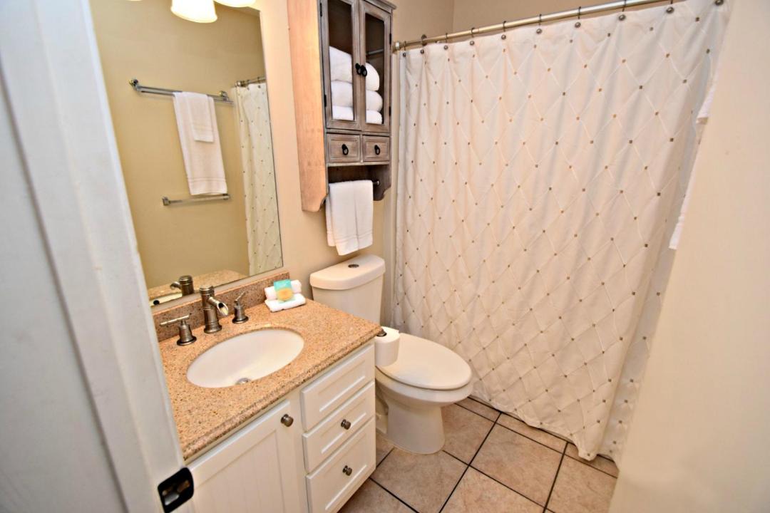 Photo of Bathroom in Gulf Shores