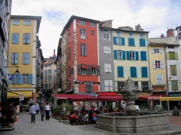 Photo of Buildings in Le Puy-en-Velay