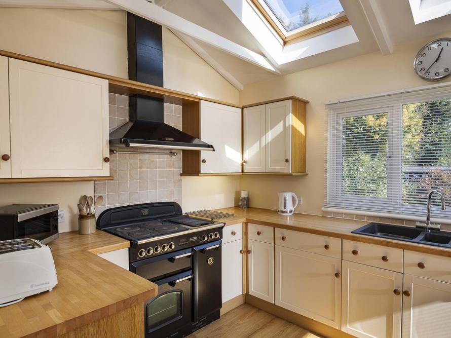 Photo of Kitchen in South Pool