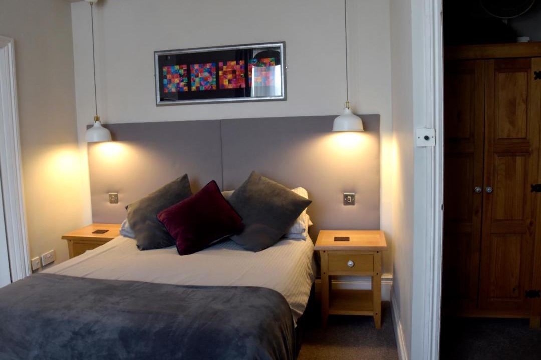 Photo of Others in Warwick