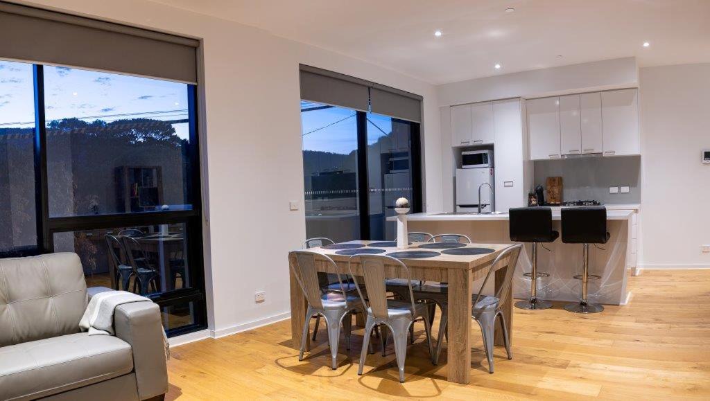 Photo of Livingroom in McCrae