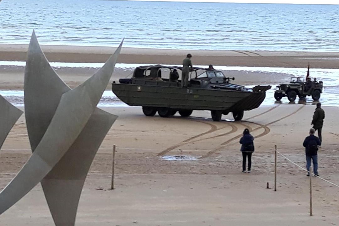 Photo of Human In Picture in Saint-Laurent-sur-Mer