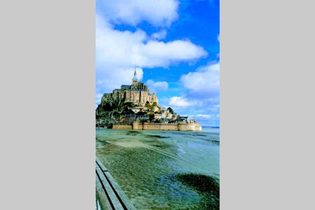 Photo of Others in Pontorson