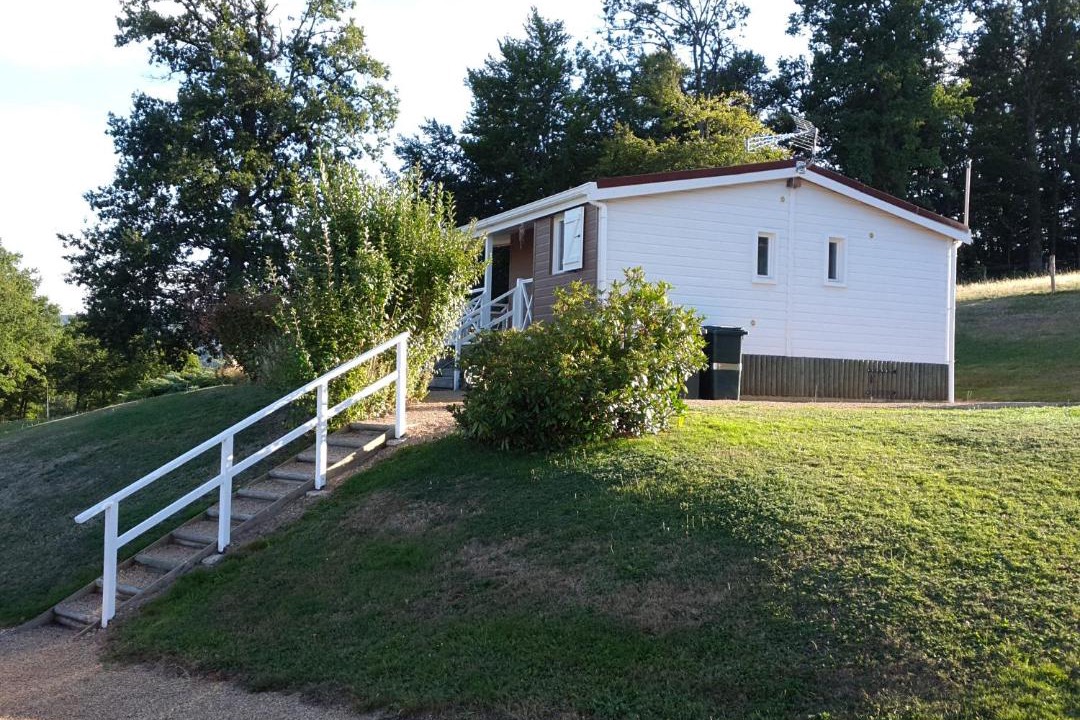 Photo of Buildings in La Chapelle-Agnon