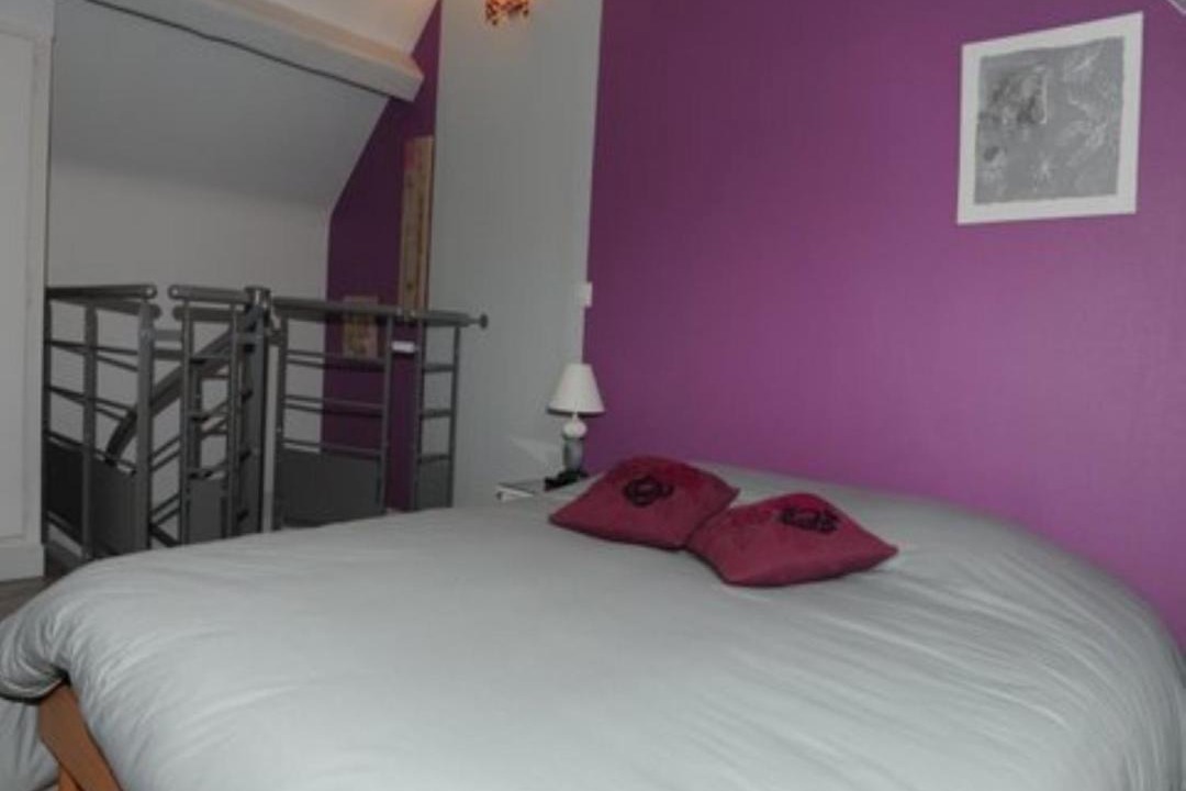 Photo of Others in Moigny-sur-Ecole