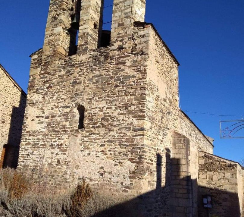 Photo of Buildings in Estavar