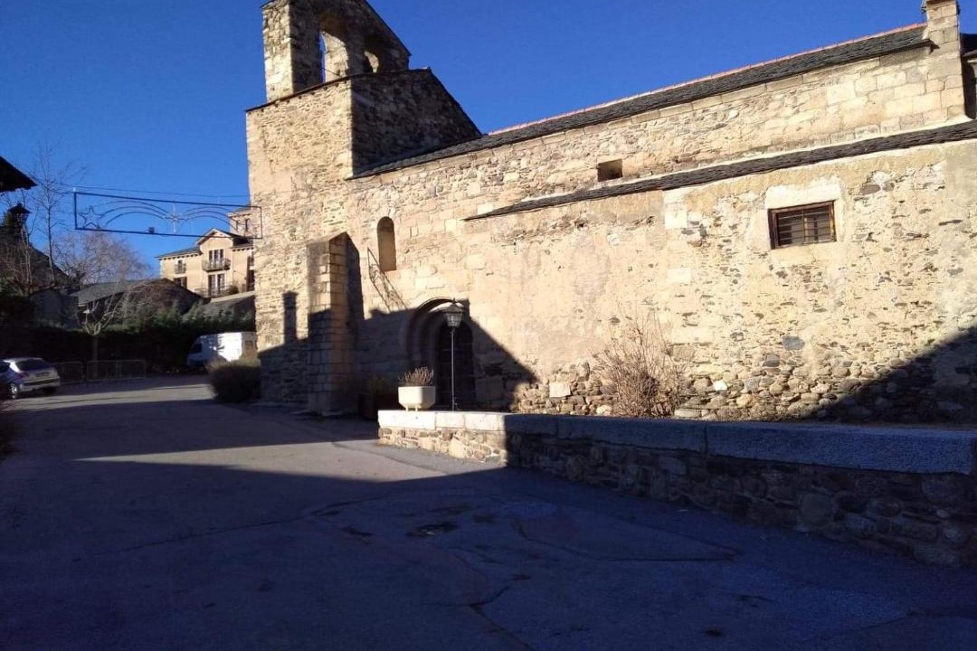 Photo of Buildings in Estavar
