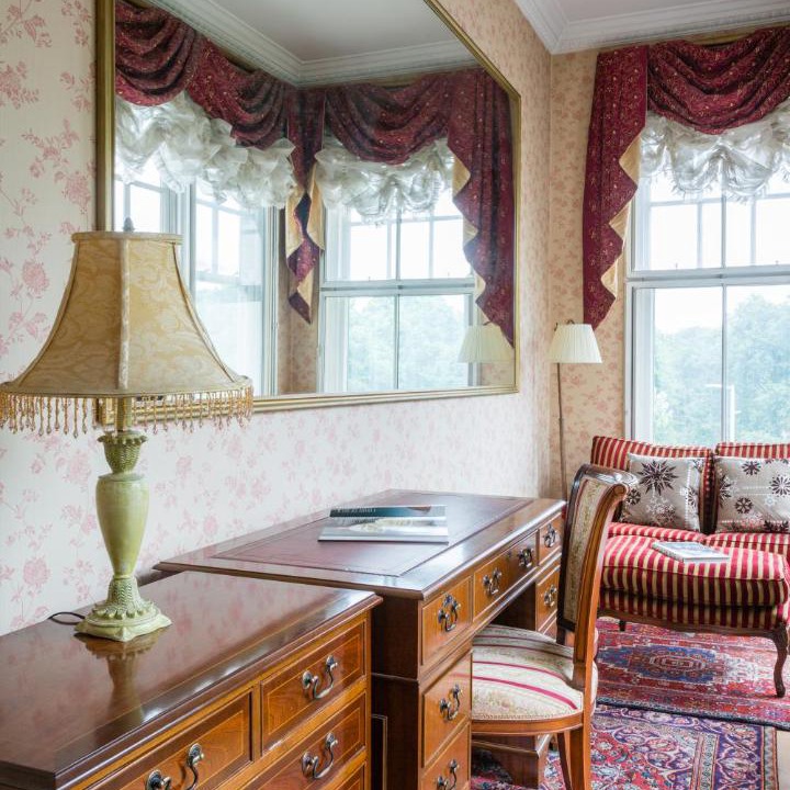 Photo of Livingroom in Queen's Gate