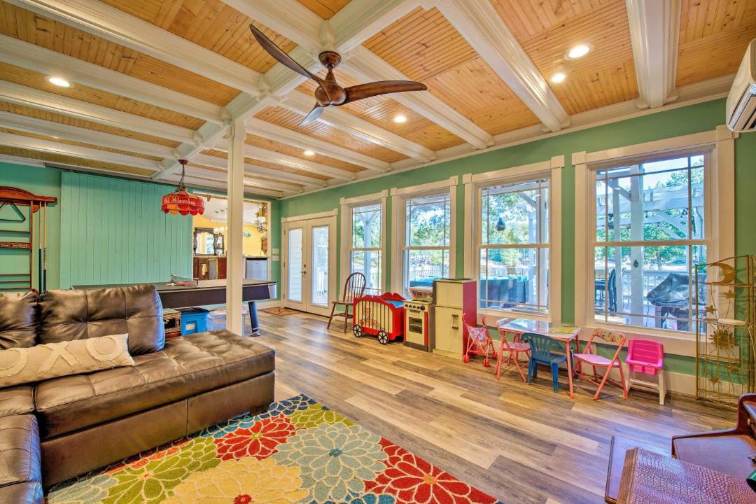 Photo of Livingroom in New London