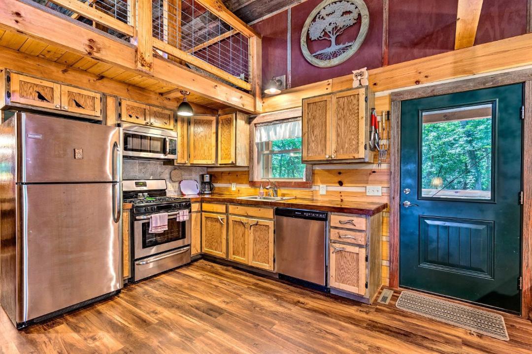 Photo of Kitchen in Elmdale