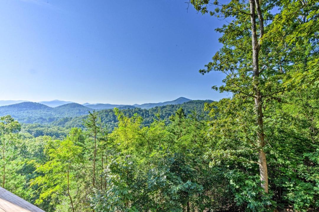 Photo of Others in Hiawassee