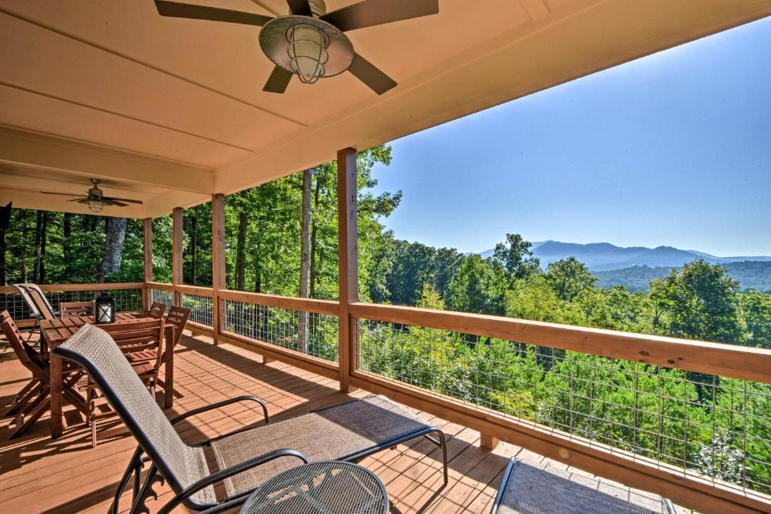 Photo of Others in Hiawassee