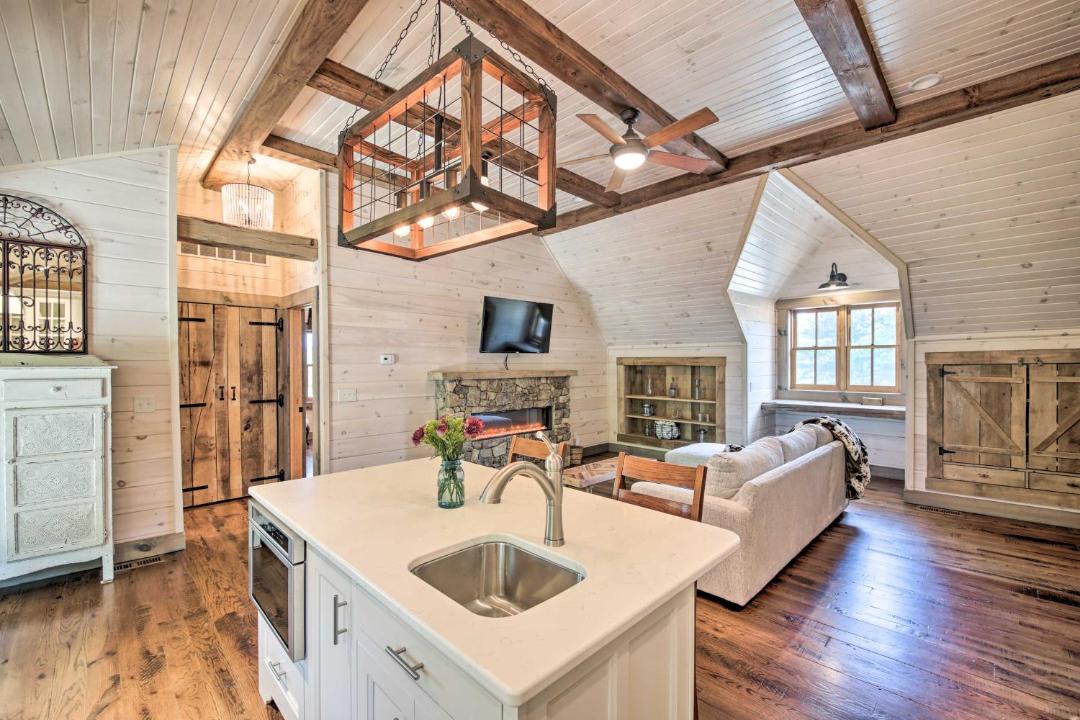 Photo of Others in Bloomington