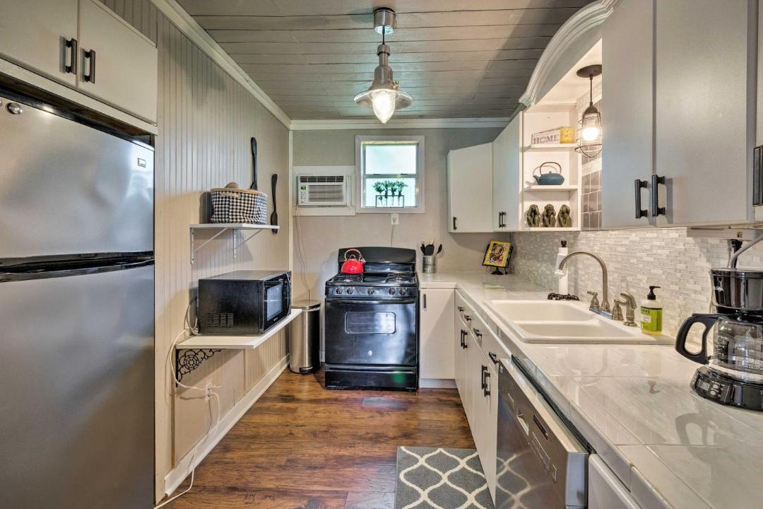 Photo of Kitchen in Apache Shores
