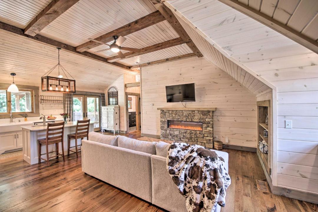 Photo of Others in Bloomington