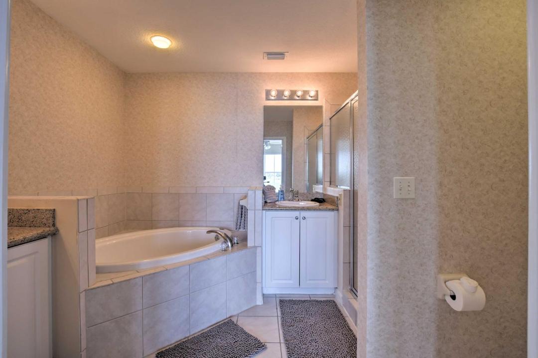 Photo of Bathroom in Naples