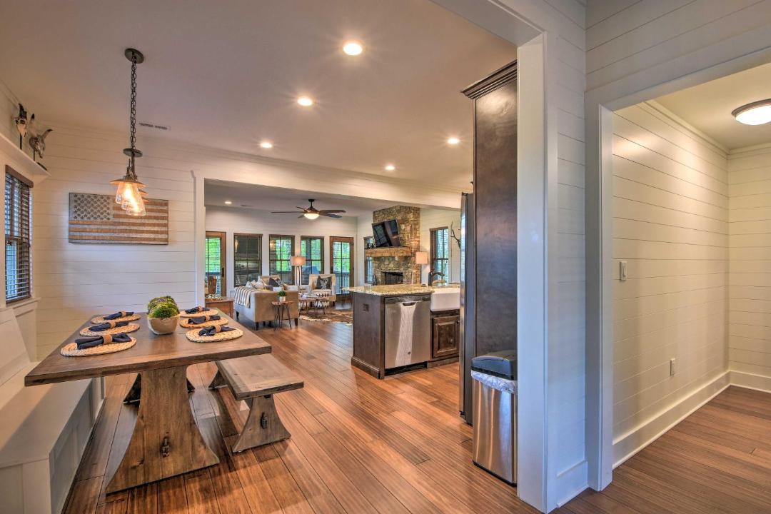Photo of Kitchen in Glenville
