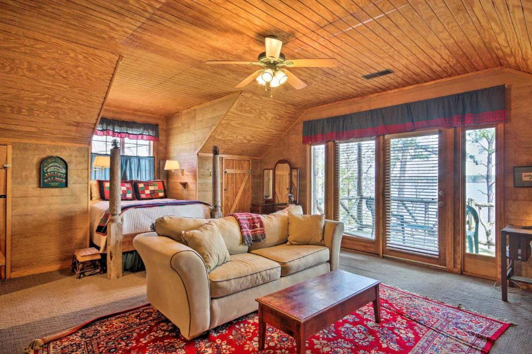 Photo of Livingroom in Ridgeway