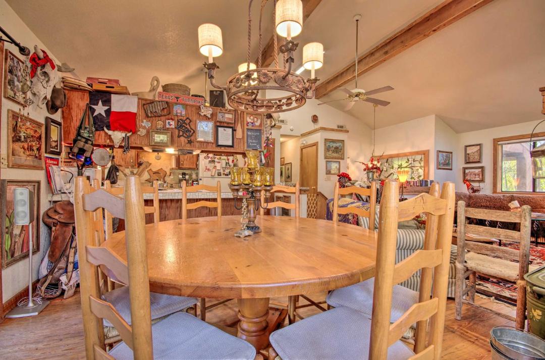 Photo of Others in Mammoth Spring