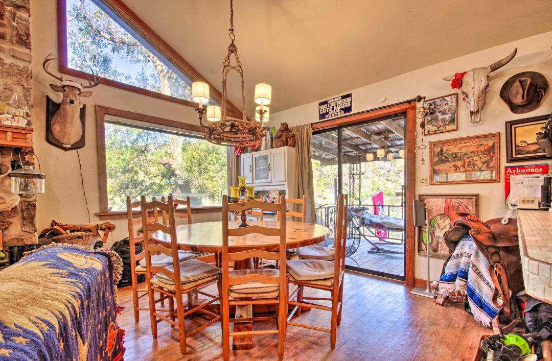 Photo of Others in Mammoth Spring