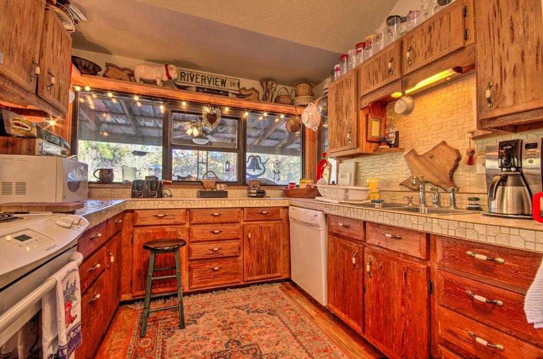 Photo of Others in Mammoth Spring