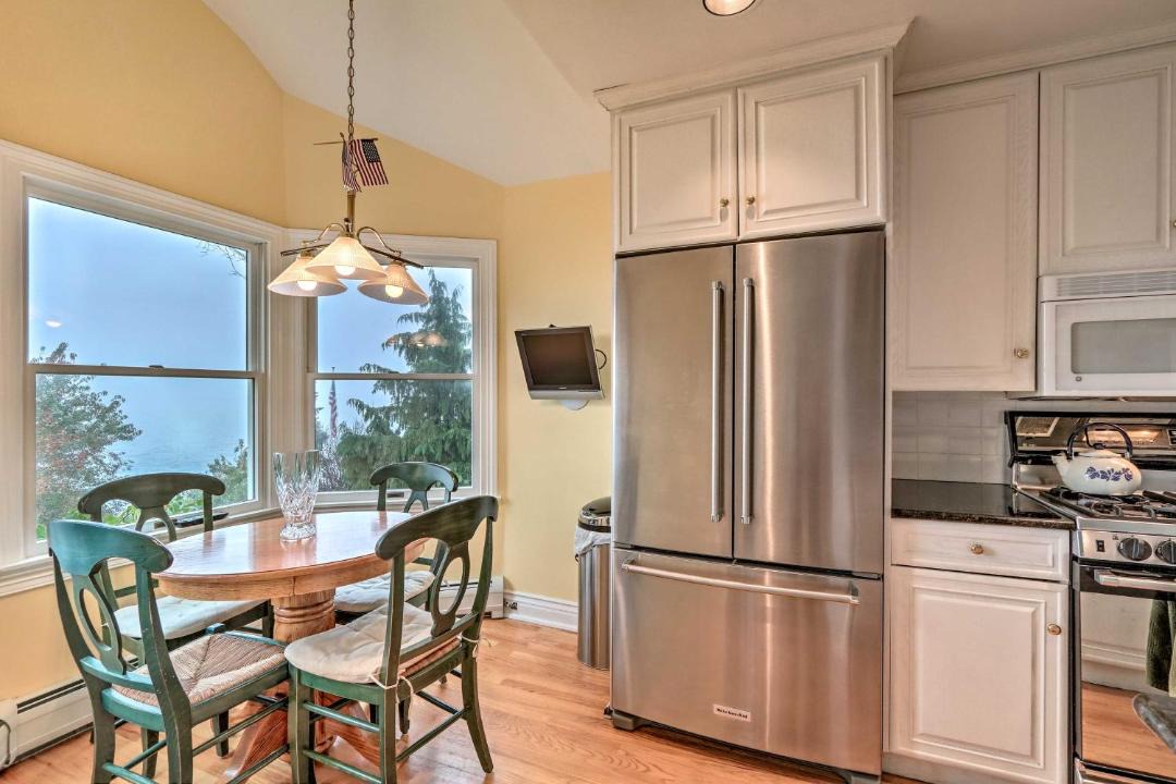 Photo of Others in Atlantic Highlands