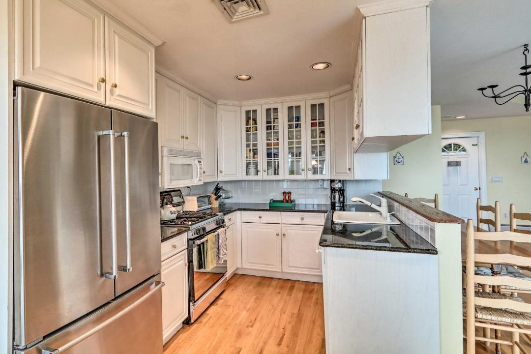 Photo of Kitchen in Atlantic Highlands