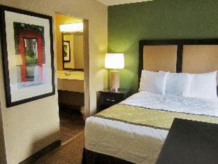 Photo of Bedroom in Rosemont