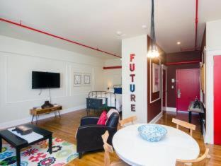 Photo of Others in Greenpoint