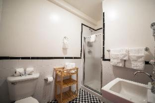 Photo of Others in Greenpoint