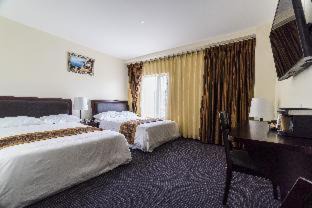 Photo of Others in Flushing Chinatown