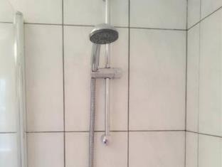 Photo of Bathroom in Abingdon