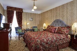 Photo of Bedroom in Lower Pacific Heights