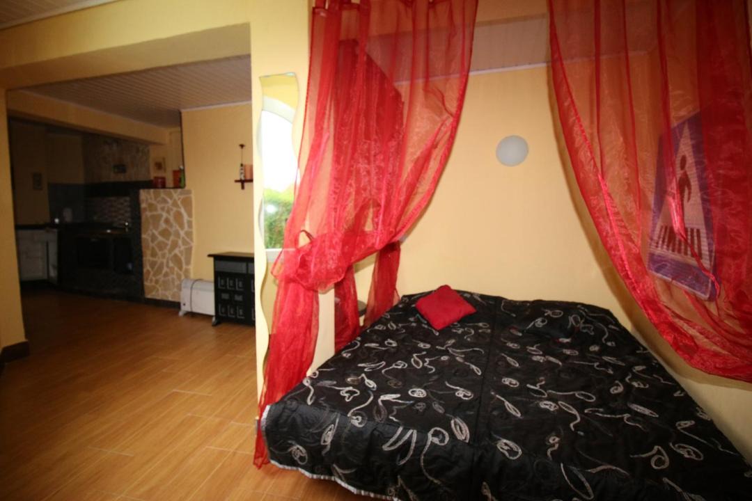 Photo of Bedroom in Pals