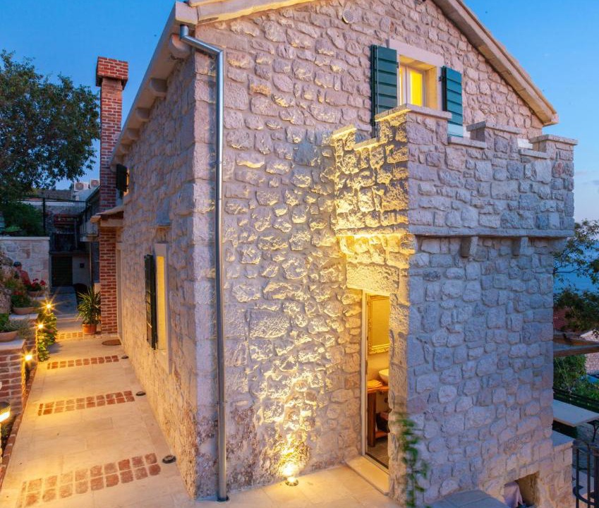 Photo of Buildings in Tucepi