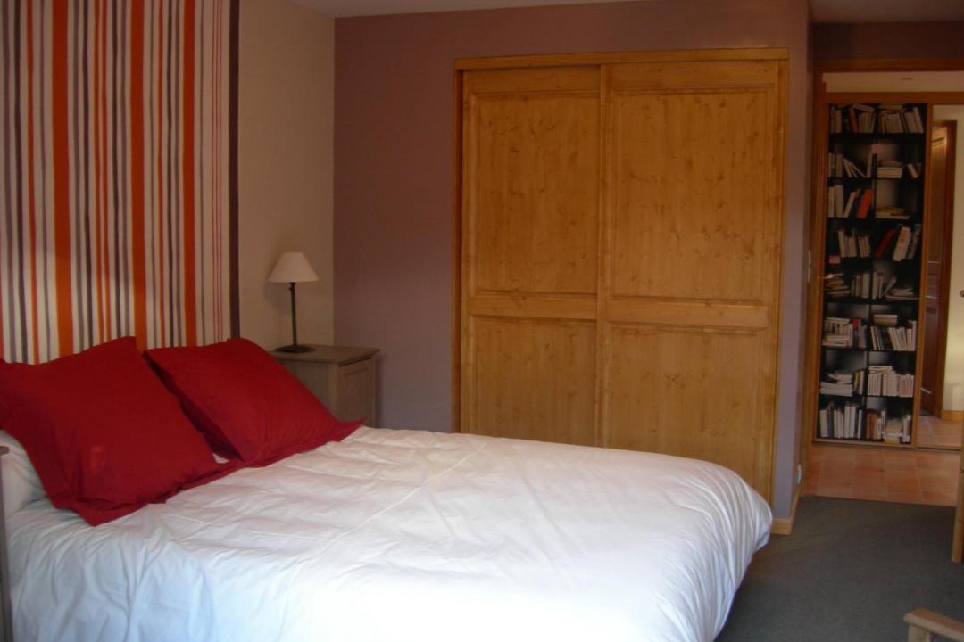 Photo of Bedroom in Baulon