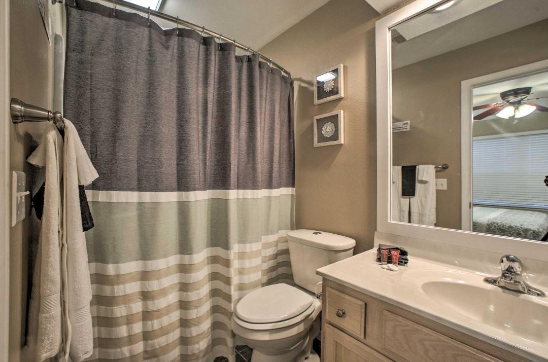 Photo of Bathroom in Table Rock