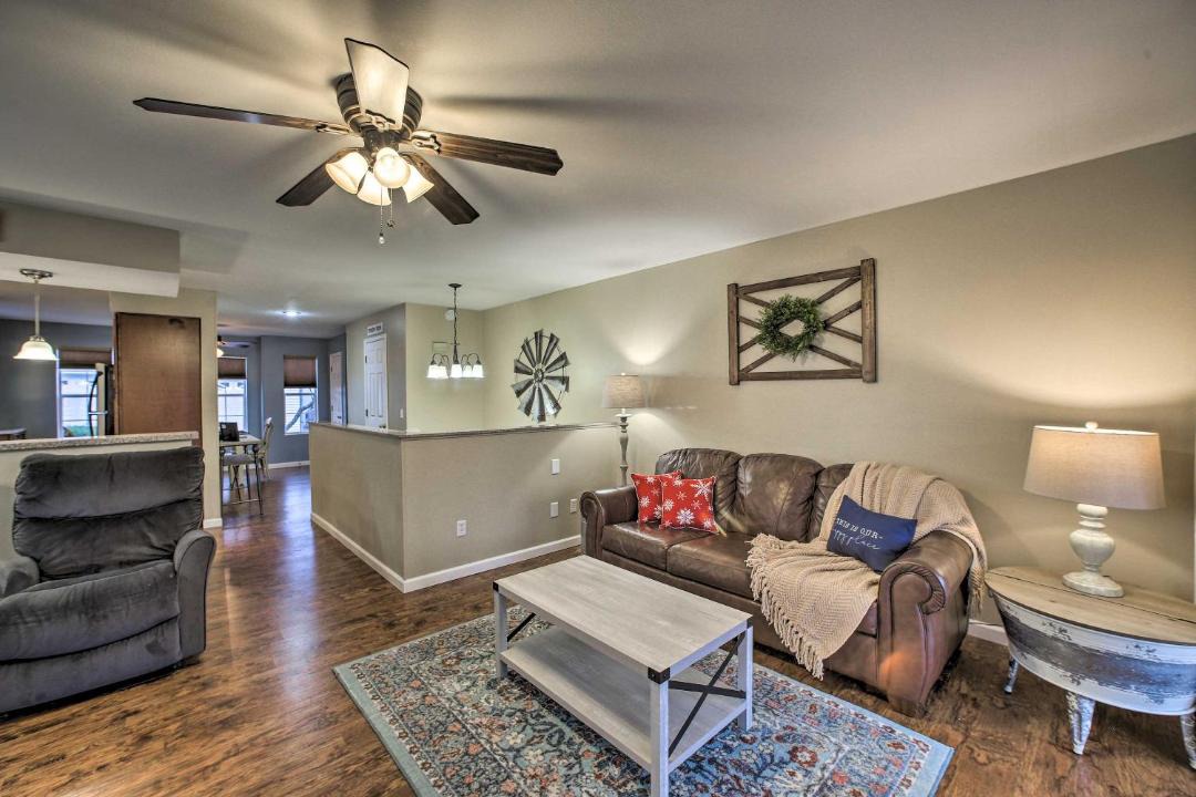 Photo of Livingroom in Table Rock