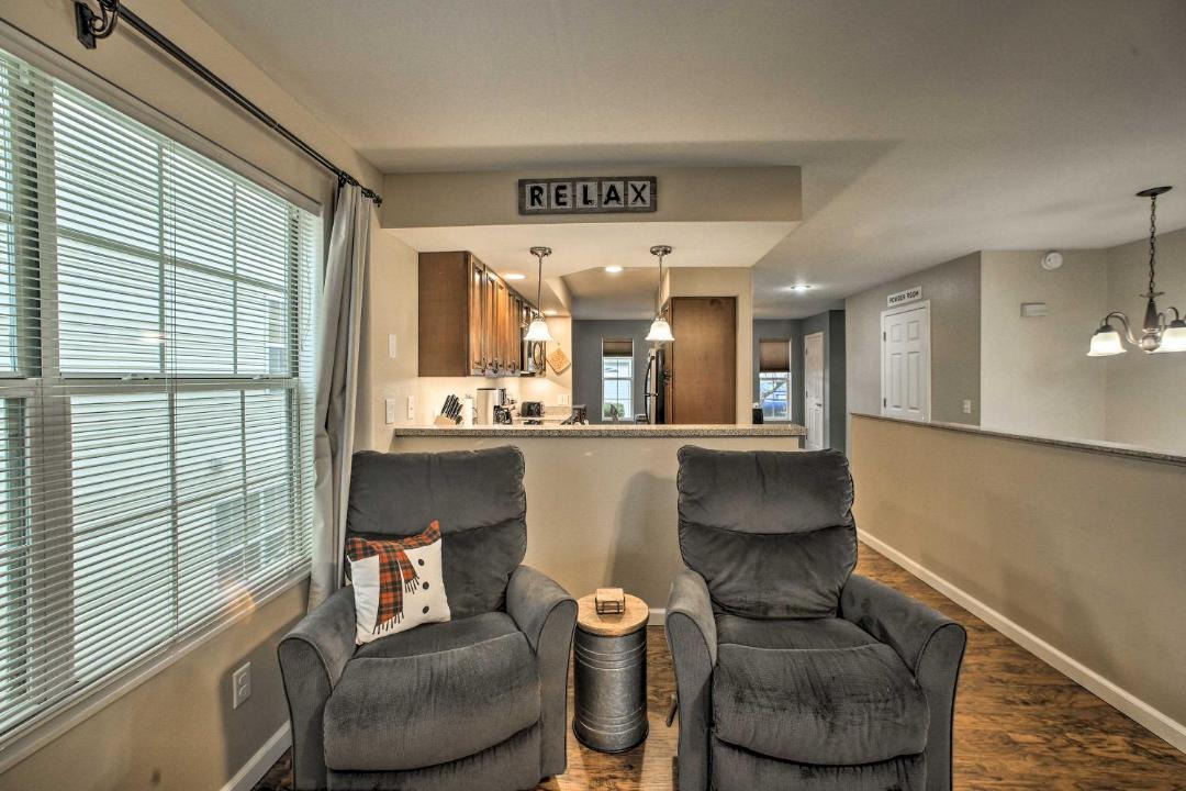 Photo of Livingroom in Table Rock