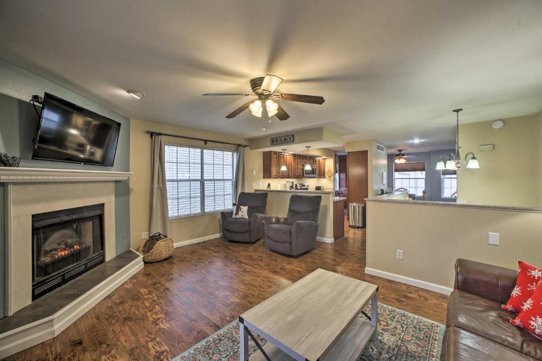 Photo of Livingroom in Table Rock