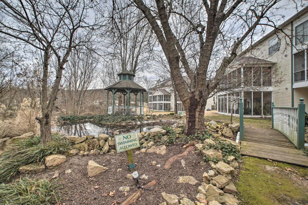 Photo of Buildings in Table Rock