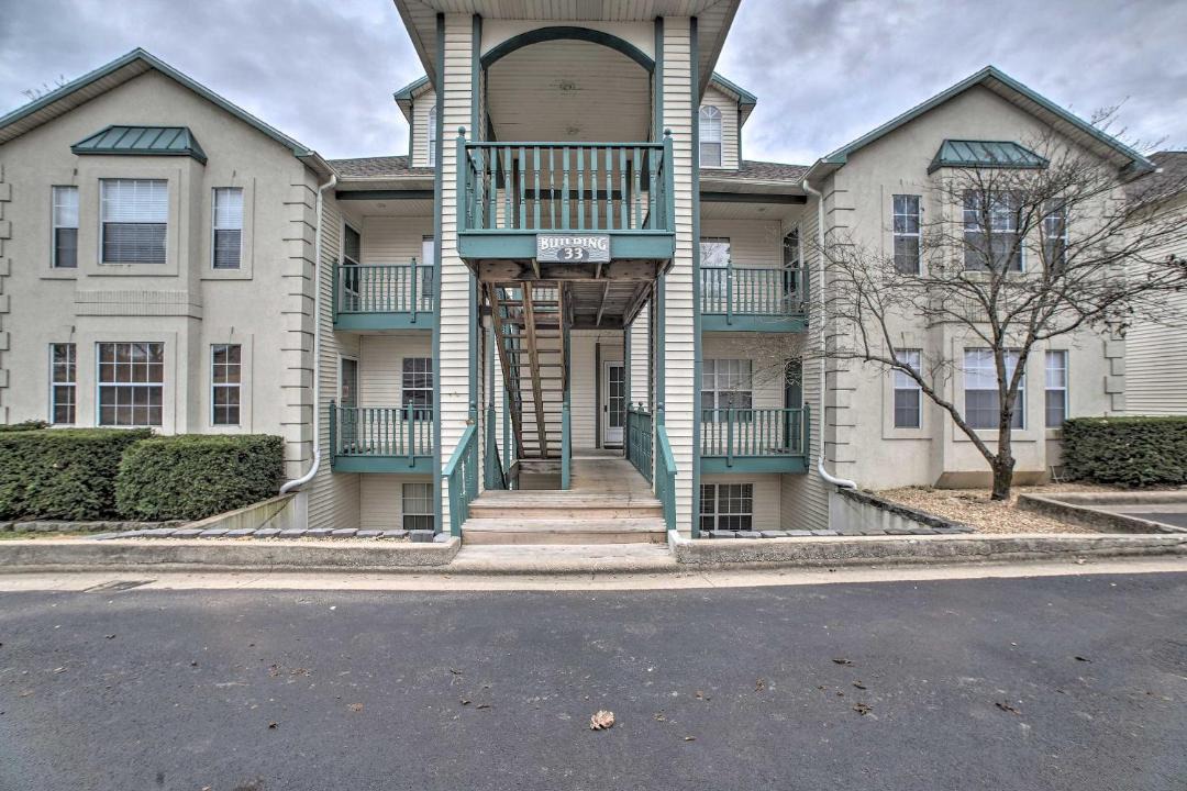 Photo of Buildings in Table Rock
