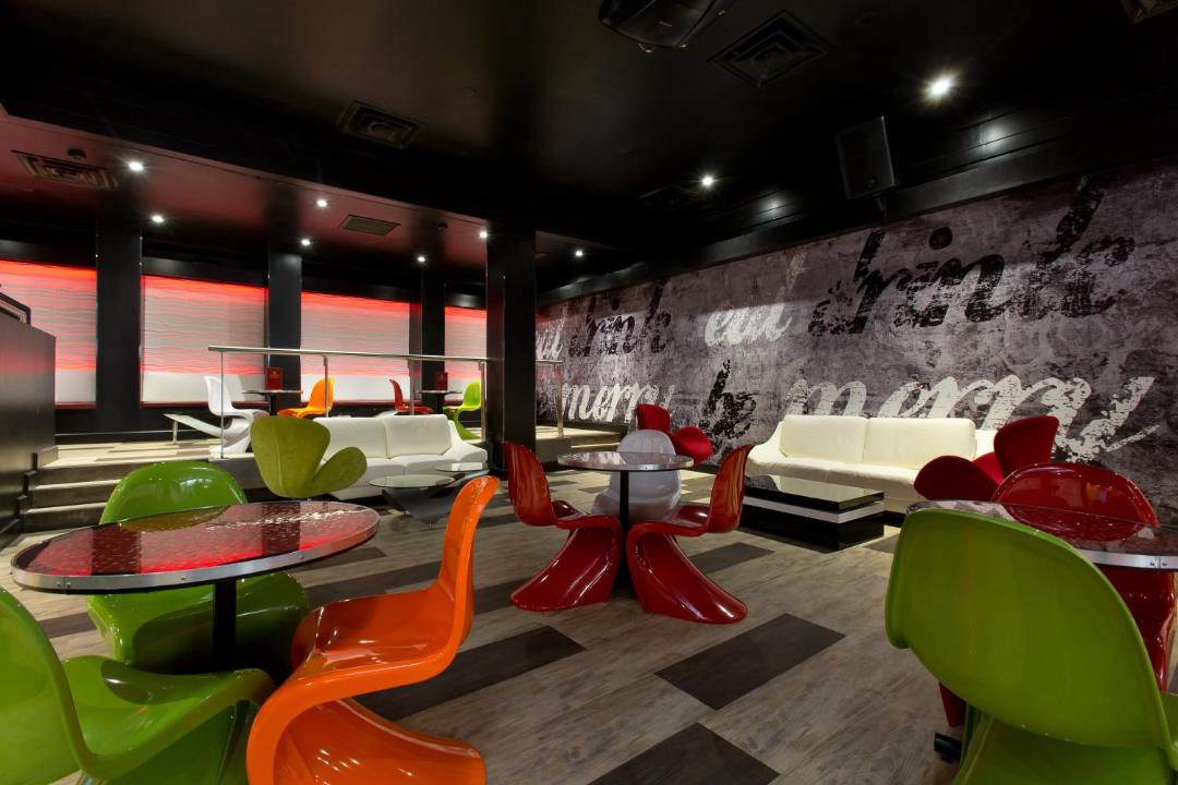 Photo of Others in Clinton