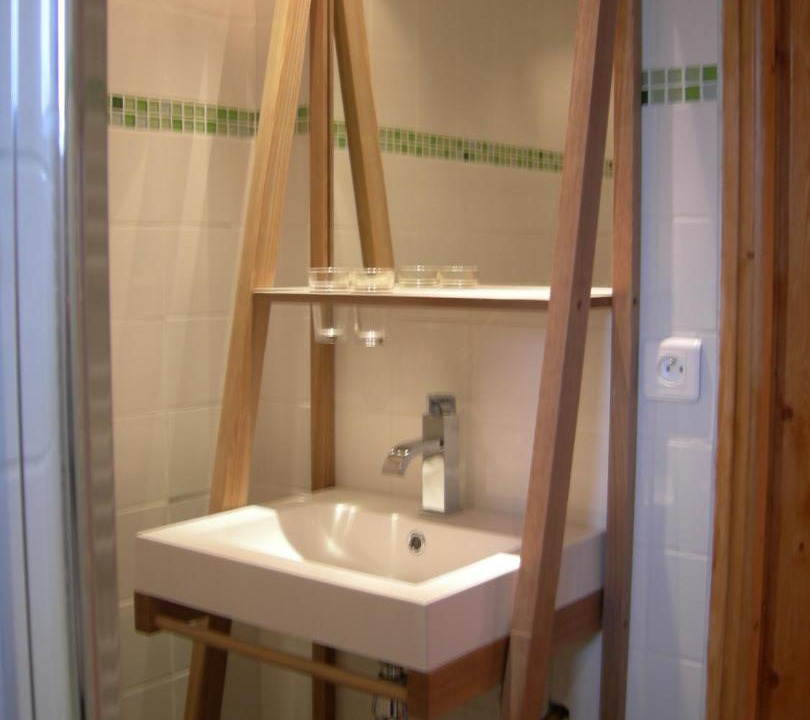 Photo of Bathroom in Baulon