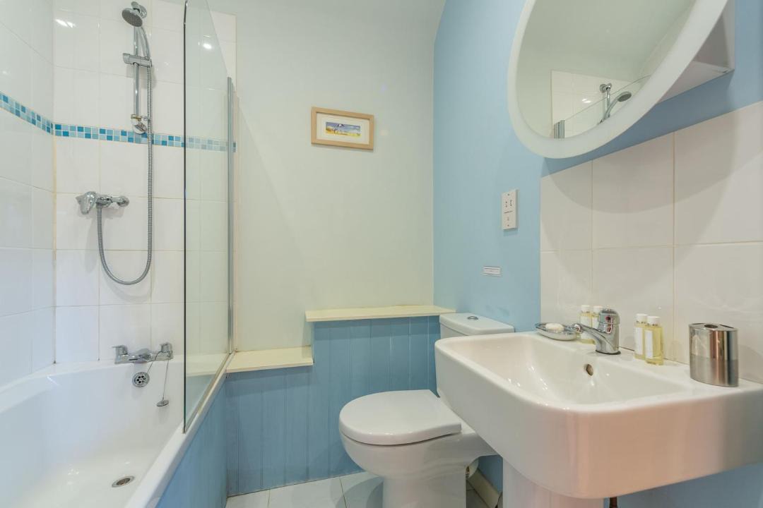 Photo of Bathroom in Wadebridge