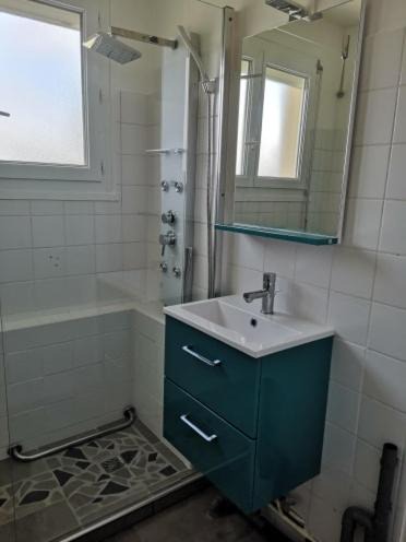 Photo of Bathroom in Lorris