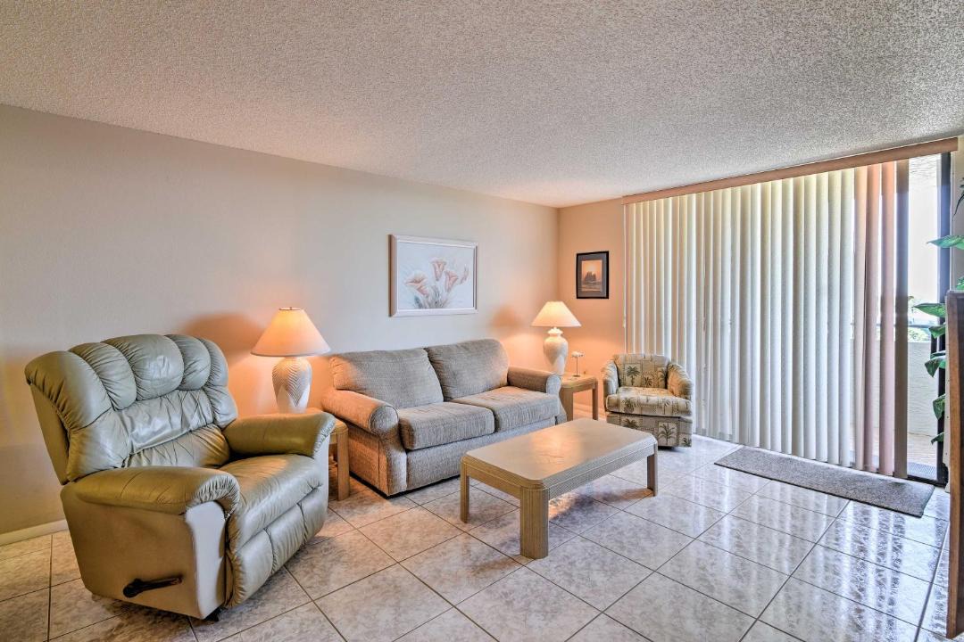 Photo of Livingroom in Hudson
