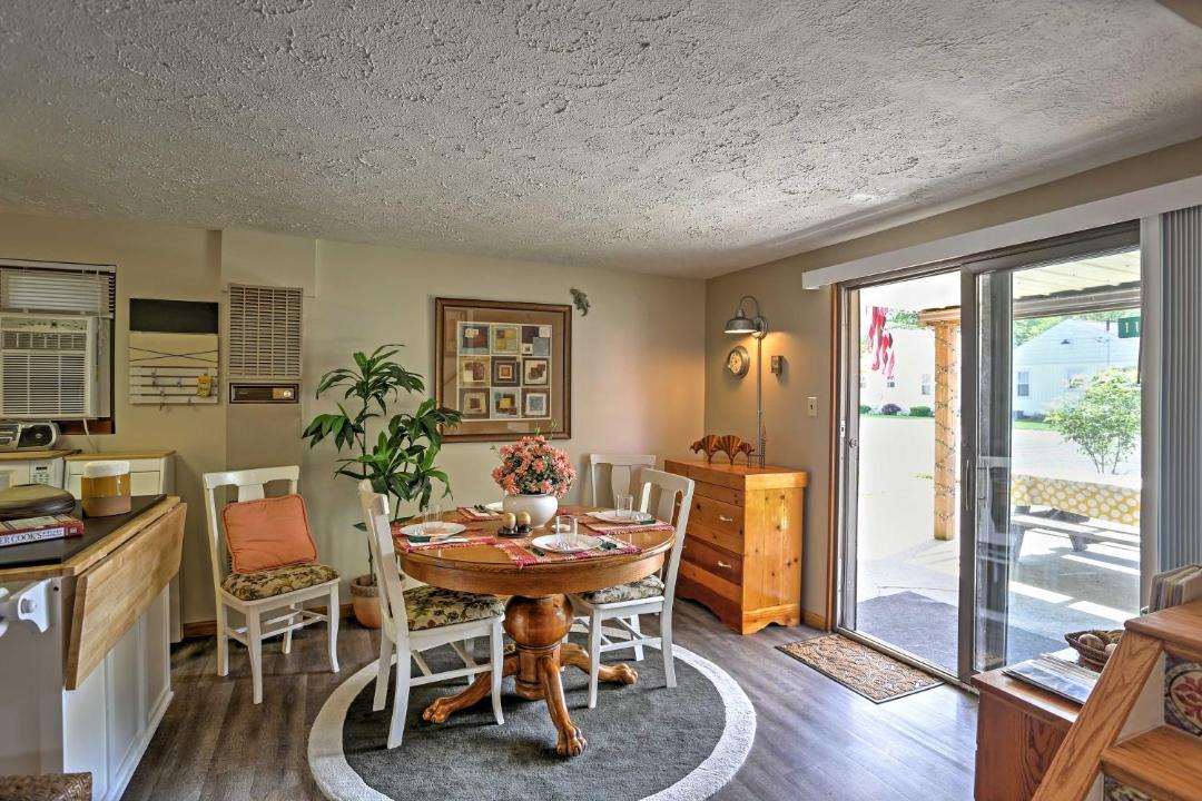 Photo of Others in Lakeview