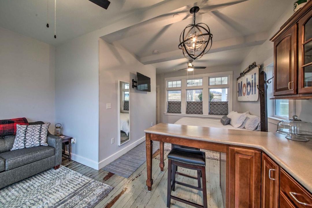 Photo of Others in New Haven