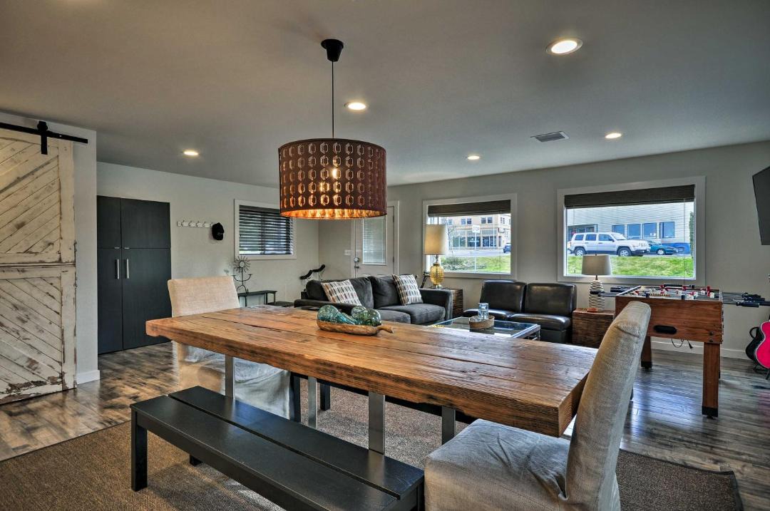 Photo of Others in Astoria